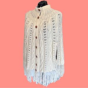 Fisherman’s Cable Knit Traditional Aran Poncho Wrap in Cream